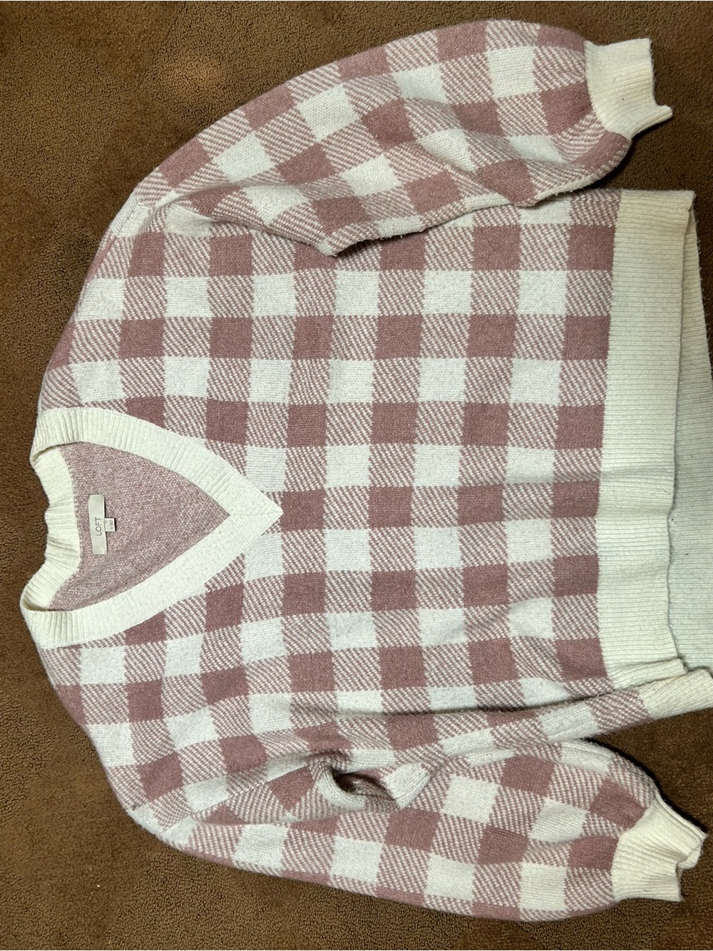 LOFT Women's V-Neck Checkered Sweater in Mauve and Cream
